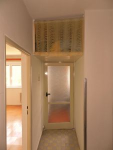 Prodám byt 2+1 s lodžií, 56 m2 v Ostravě – Porubě na ul. K. Pokorného v osobním vlastnictví. 9