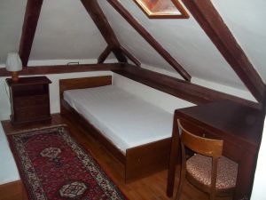 Podkrovní byt ve skvělé lokalitě - Praha 8 - Ládví 4