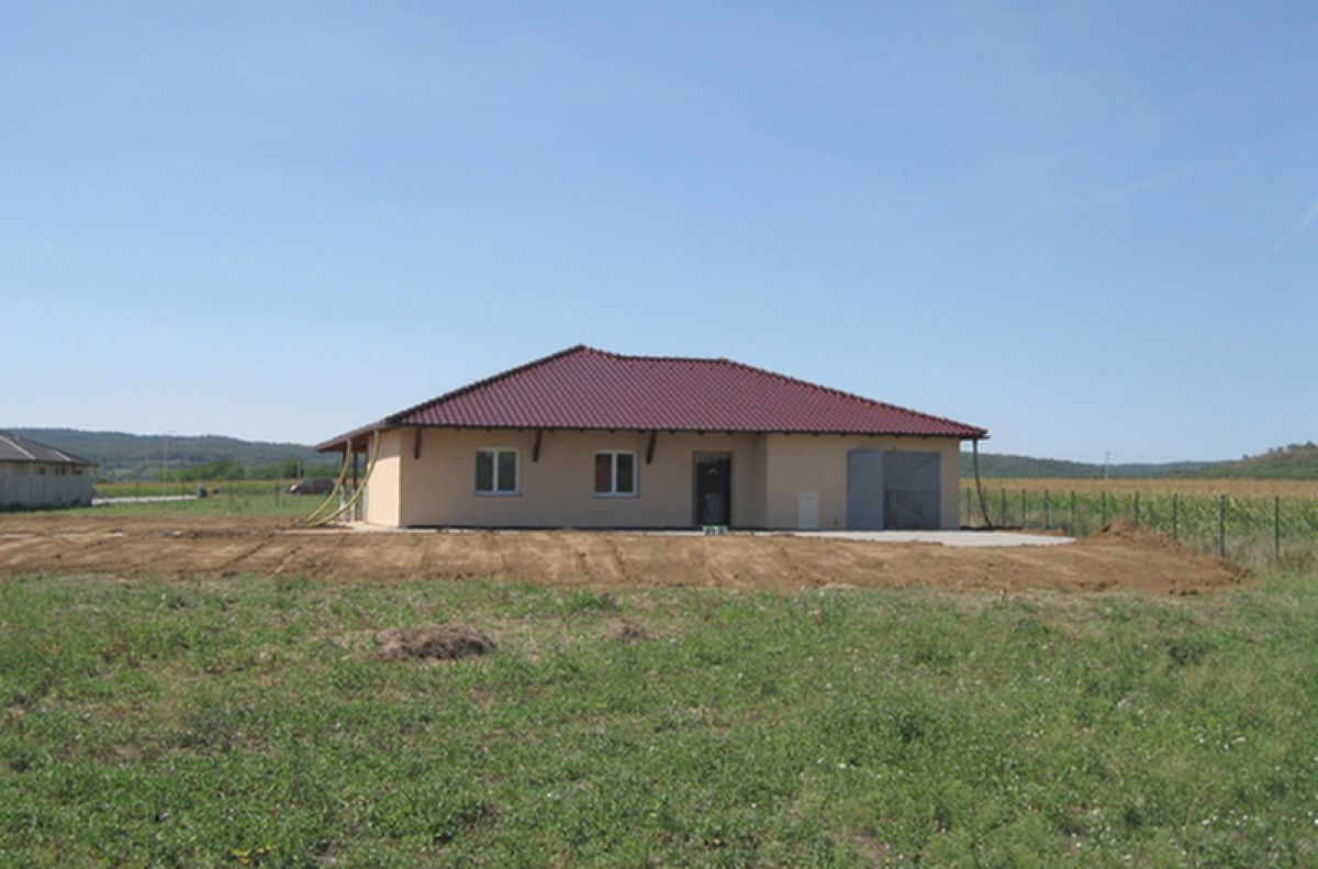 Prodej Rodinného domu Šatov - Novostavba, pozemek 2370m2, dům 281m2 + Půda(obytná) 205m2.