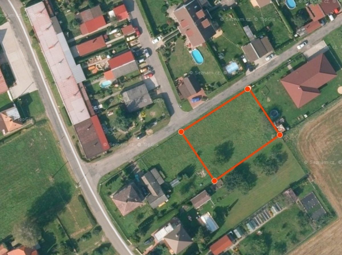 Prodej stavebního pozemku  1.000 m2  Čermná nad Orlicí