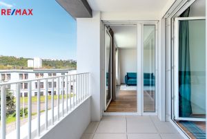 Pronájem bytu 2+kk 54 m² v 5 podlaží s balkonem a parkováním, Jankovcova, Praha 7 - Holešovice 15