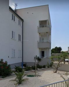 Haus for Sale 12 apartments Sukosan Croatia  4
