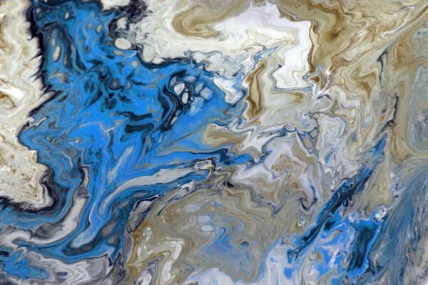 Hybridný striedač vs. on-grid/off-grid: Technologická komparácia a výber riešenia