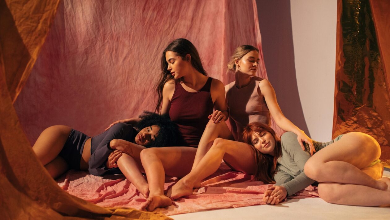 Kontrola těsnosti střechy: Detekce netěsností a revize hydroizolace