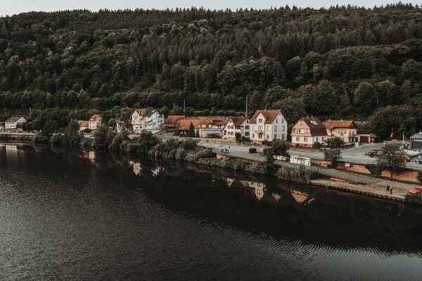 Zvuková a vizuální signalizace vstupu: Řešení pro sluchově postižené