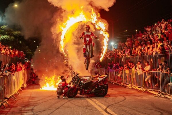 Komponenty elektronického zabezpečovacího systému (EZS): Detektory, ústředna