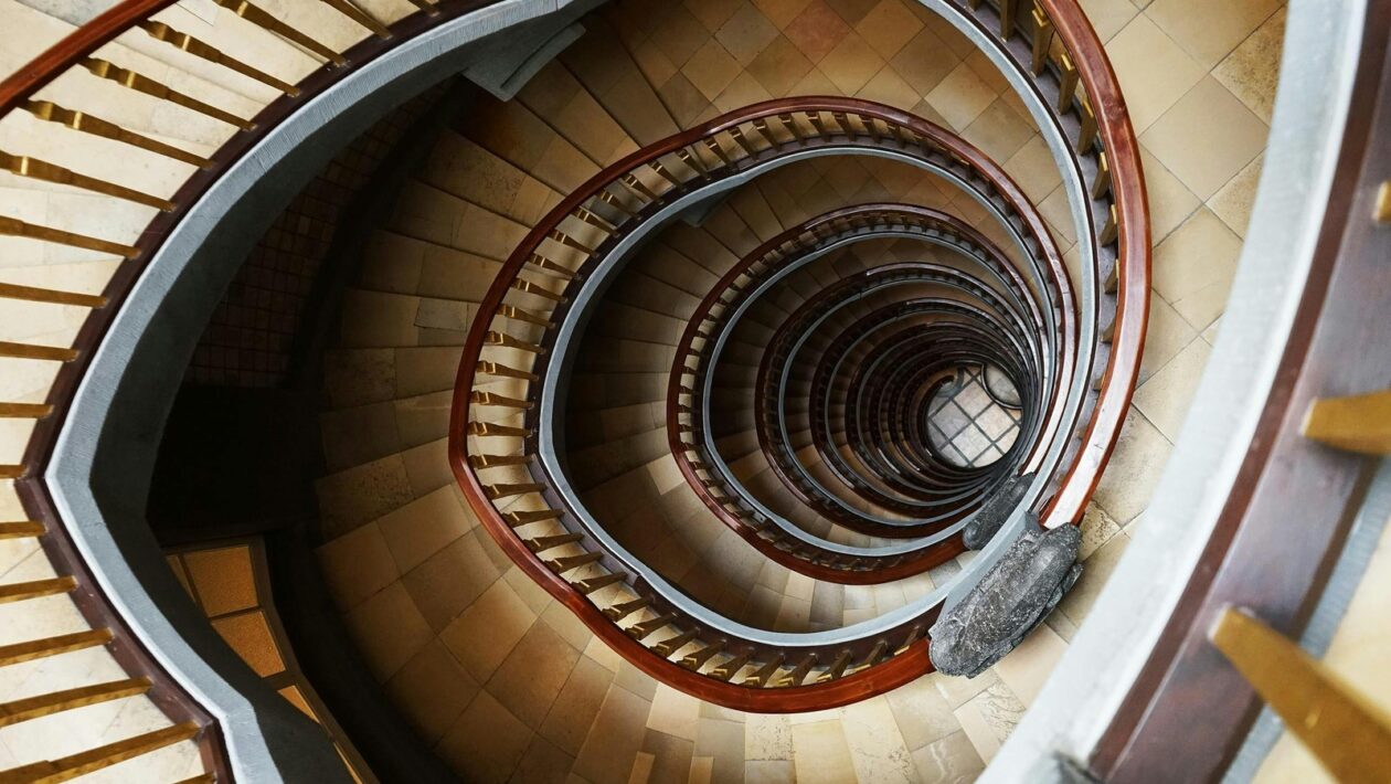 Digitalizácia archívov a moderná správa dokumentov: Prechod k elektronickej dokumentácii