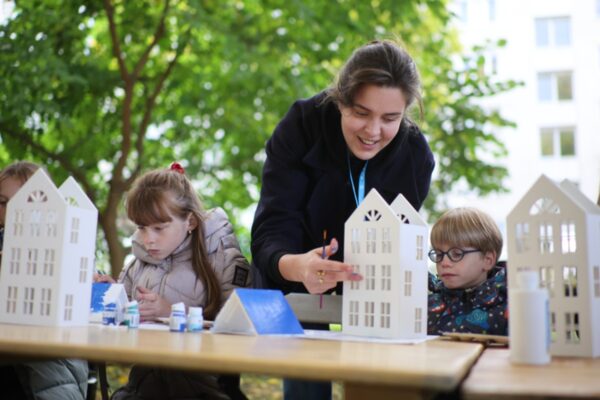 Ľvov je prvým miestom pre detské domovy projektu Children’s Living Places na Ukrajine